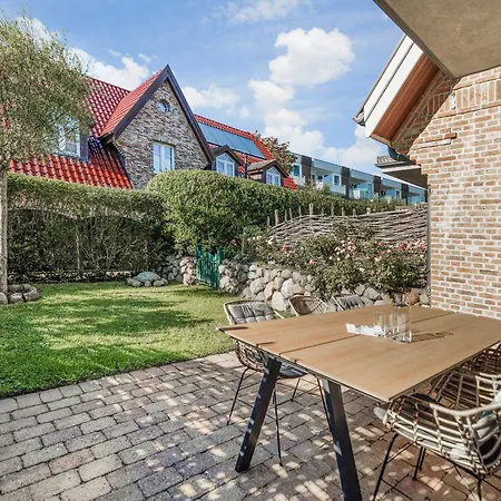Holiday home Middel Hues Westerland