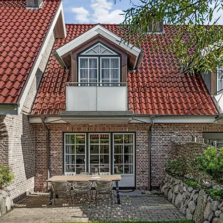 Holiday home Middel Hues Westerland
