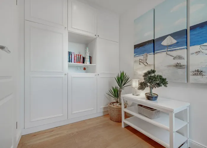 بيت للعطل Middel Hues *