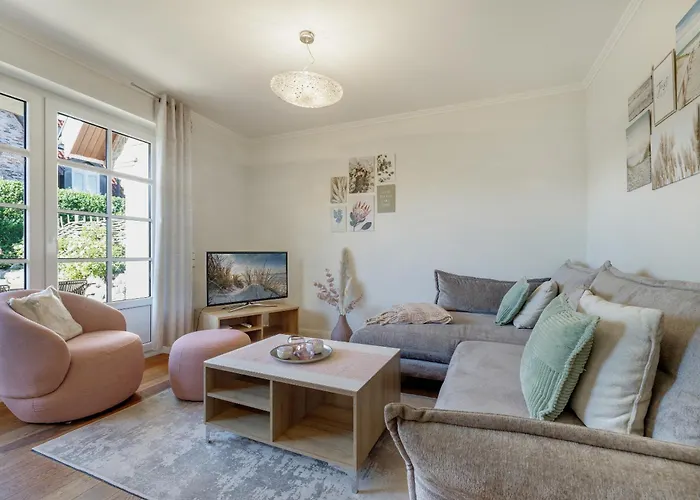 بيت للعطل Middel Hues *